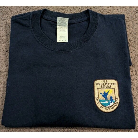 US Fish & Wildlife Service Department of the Interior Embroidered T-Shirt Men's - Picture 1 of 6